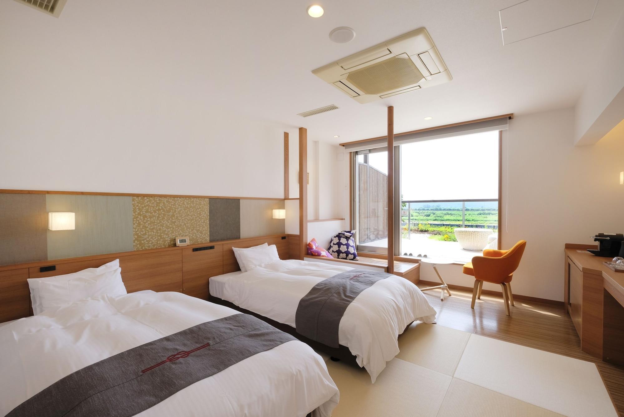 โทกาจิงาวะ ออนเซน คังเงตสึเอง โฮเต็ล Hotel Otofuke ภายนอก รูปภาพ